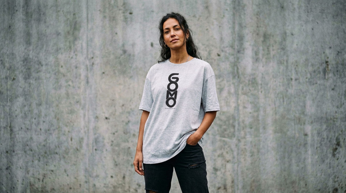 T-shirt - GOMO Black on Grey